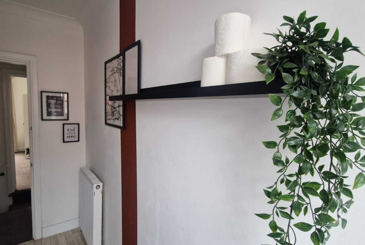 Outdoor view of room listed by hmh stays providing contractor accommodation for long-term basis in UK