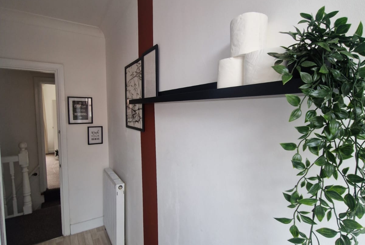 Outdoor view of room listed by hmh stays providing contractor accommodation for long-term basis in UK