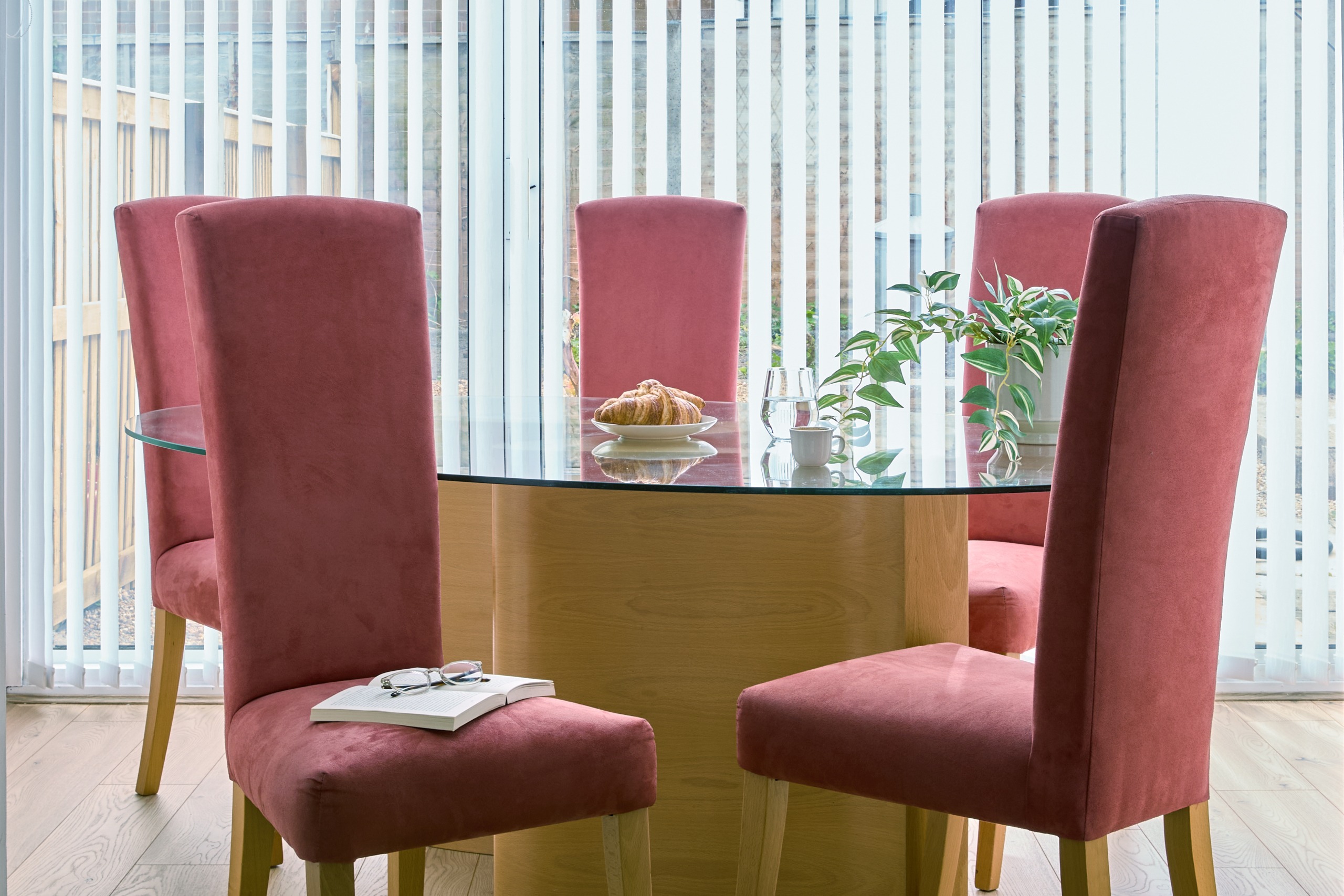 DiningRoom_01